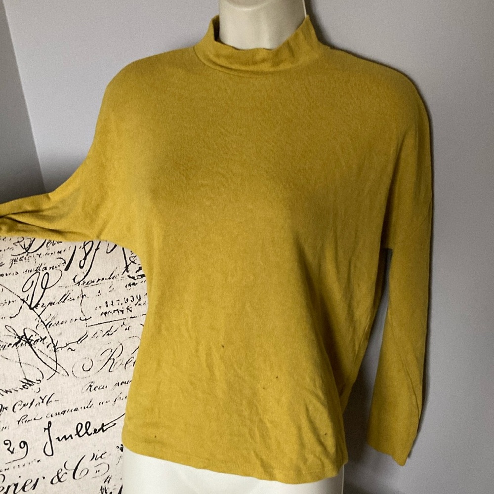 twik sweater